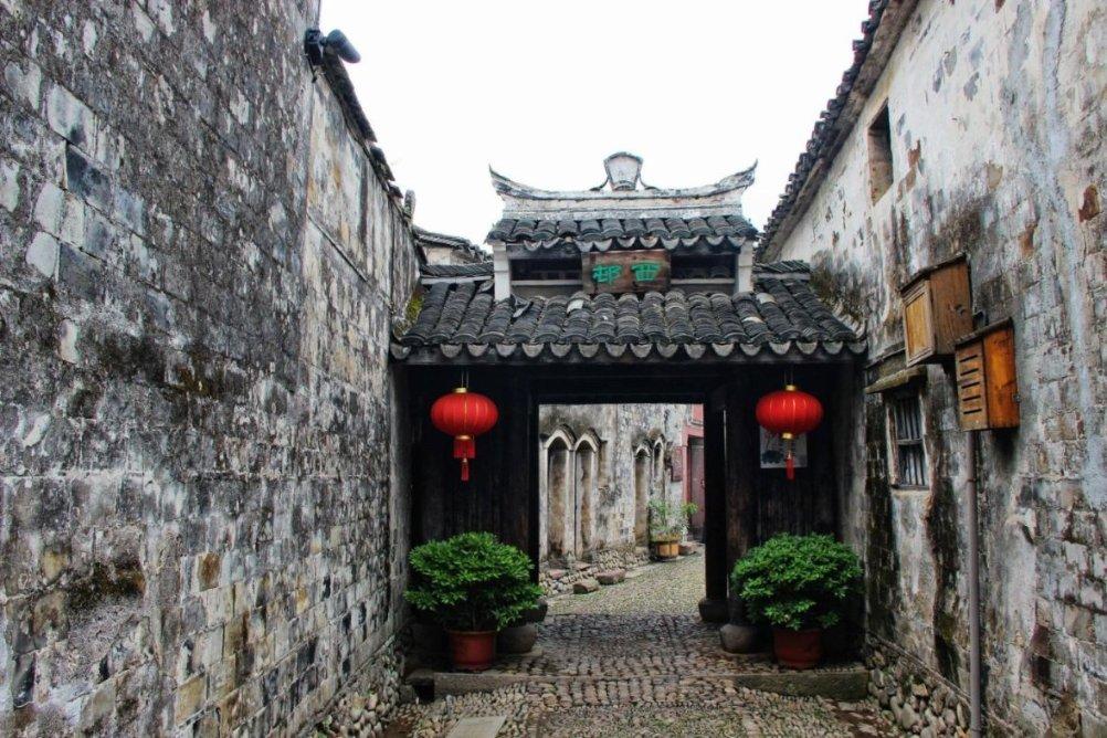 独家视频丨习近平:中法关系始终走在中国同西方国家关系前列